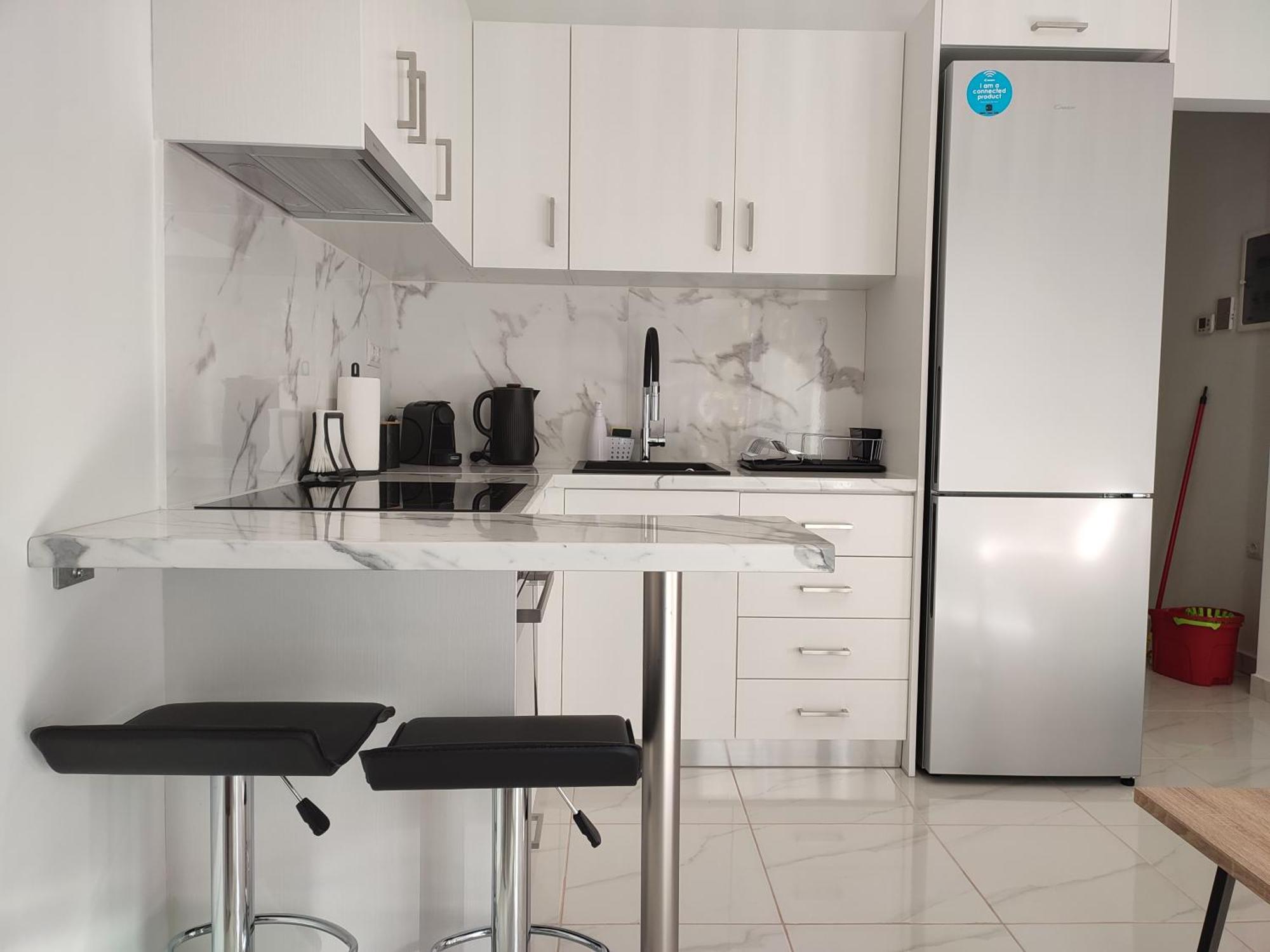 Elegant & Modern Apartment Near To Athens Riviera Piraeus Luaran gambar